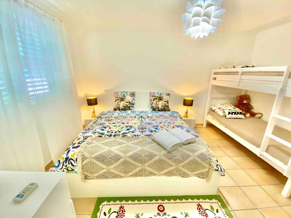 Villa Magellan, Walkable Orient Bay Beach, Private Pool Exterior foto